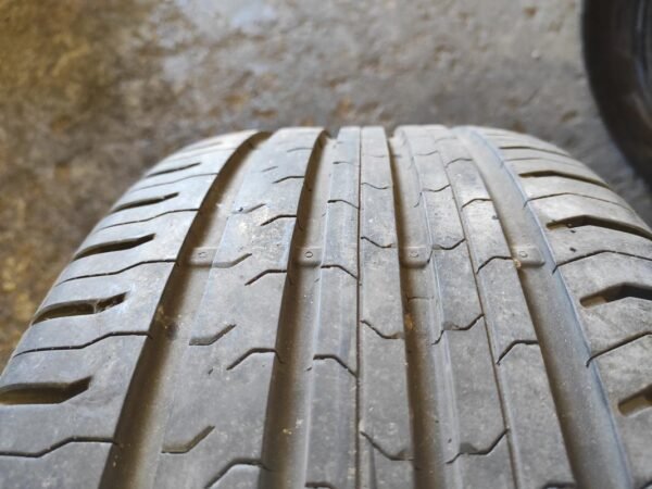 Juego de Neumáticos Continental 235/55R18. - Imagen 5