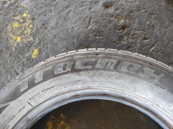 Juego de Neumáticos Tracmax 205/60R16, año 2023. - Imagen 3