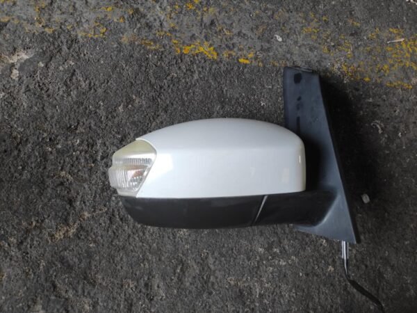 Retrovisor derecho Ford C-MAX II 1.6 Duratec Ti-VCT (105 cv)