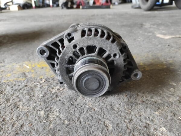 Alternador Opel Antara 2.0 CDTi (150cv) - Imagen 2