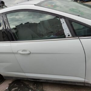 Puerta delantera derecha Ford C-MAX II 1.6 Duratec Ti-VCT (105 cv)