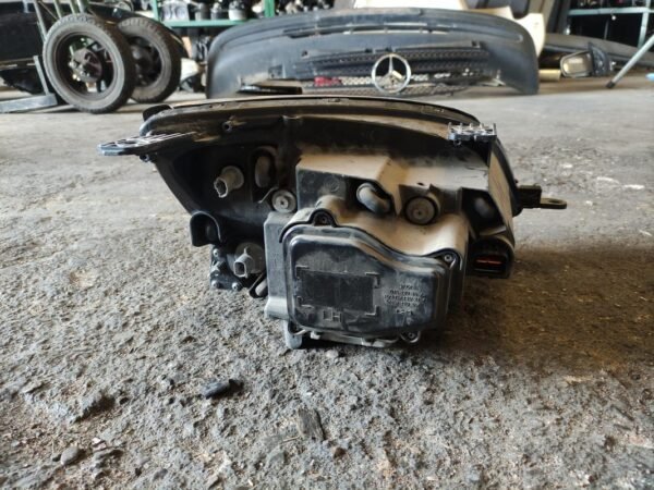 Faro izquierdo Opel Antara 2.0 CDTi (150cv) - Imagen 2