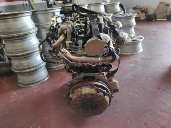 Motor Toyota Hilux Double Cab VIII 2.4 D-4D (150 cv) 4WD S&S - Imagen 4