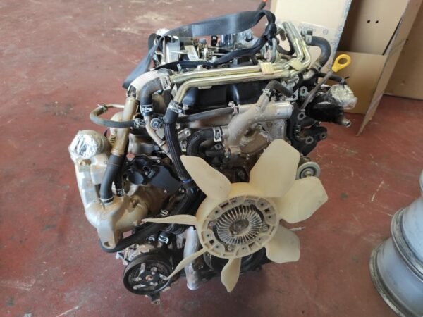 Motor Toyota Hilux Double Cab VIII 2.4 D-4D (150 cv) 4WD S&S - Imagen 5