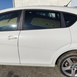 Puerta trasera izquierda Seat Leon II (1P) 1.9 TDI (105 cv)
