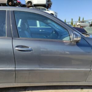 Puerta delantera derecha Mercedes Benz Clase E (W211) E 280 K (231 cv) 7G-Tronic