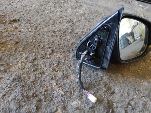 Retrovisor derecho Toyota Hilux Double Cab VIII 2.4 D-4D (150 cv) 4WD S&S - Imagen 4