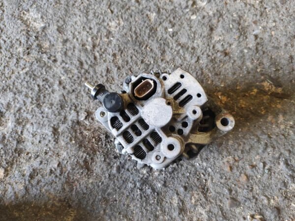 Alternador Opel Agila II 1.2i MT (86 cv) - Imagen 3