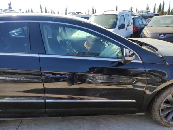 Puerta delantera derecha Volkswagen Passat CC I 2.0 TDI (140 cv)