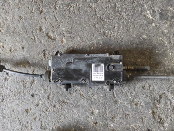 Freno de mano eléctrico Renault Latitude 2.0 dCi (150 cv) FAP - Imagen 2