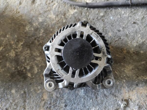 Alternador Renault Laguna III Grandtour 2.0 dCi FAP (150 cv) - Imagen 2