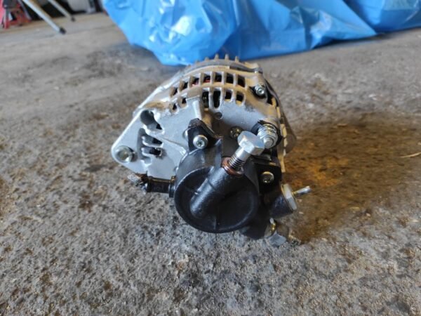 Alternador Opel Astra H 1.7 CDTI (100 cv) - Imagen 3