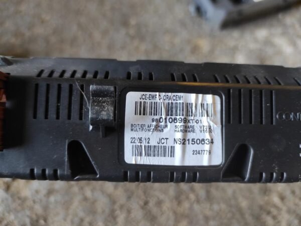 Pantalla multifunción Citroen C3 II 1.4 HDi (68 cv) - Imagen 3