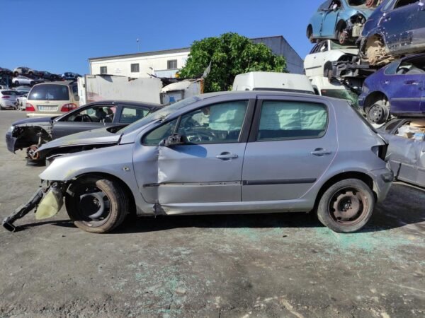 Despiece Peugeot 307 2.0 HDi 110 (107 cv) 2004 - Imagen 2