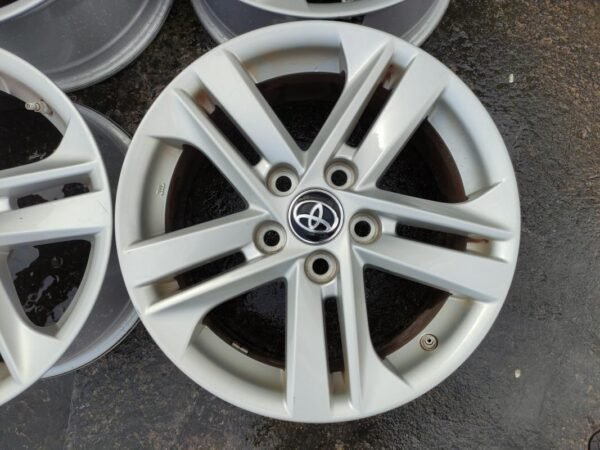 Llantas de 16 pulgadas, Toyota Corolla del 2022, 16x7J40. - Imagen 5