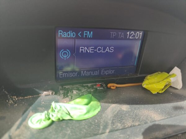 Sistema audio / Radio CD Ford Grand C-MAX 1.6 Duratorq TDCi (115 cv) DPF - Imagen 5