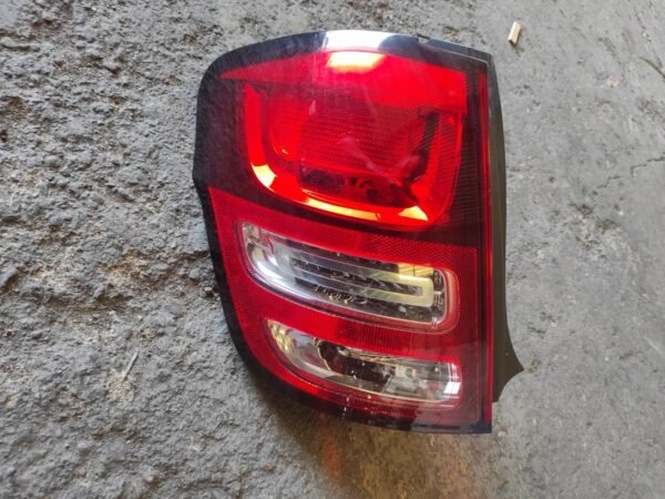 Piloto trasero izquierdo Citroen C3 II 1.4 HDi (68 cv)