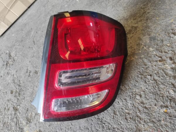 Piloto trasero derecho Citroen C3 II 1.4 HDi (68 cv)
