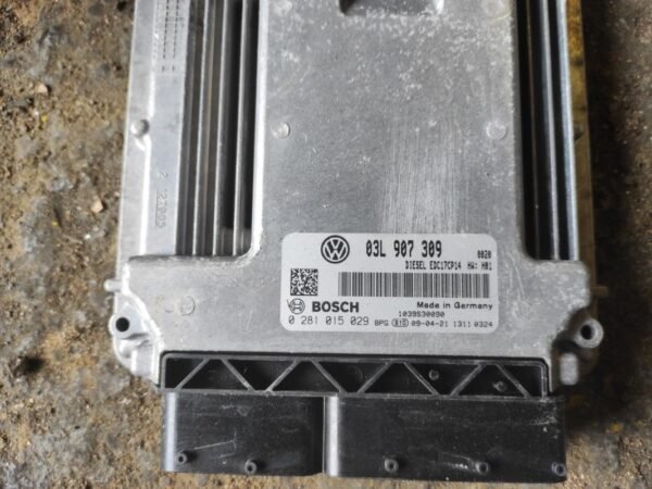 Centralita motor uce Volkswagen Passat CC I 2.0 TDI (140 cv) - Imagen 2