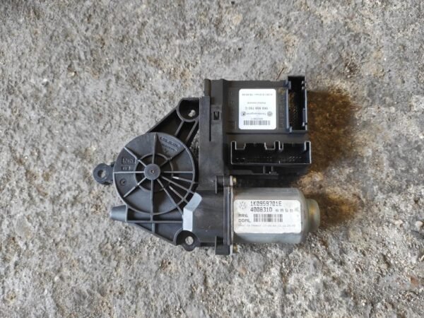 Motor elevalunas delantero izquierdo Volkswagen Golf V 1.6 i (102 cv)