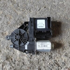 Motor elevalunas delantero derecho Volkswagen Golf V 1.6 i (102 cv)