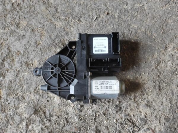 Motor elevalunas delantero derecho Volkswagen Golf V 1.6 i (102 cv)