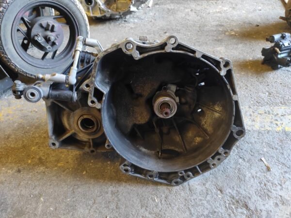 Caja cambios Saab 9-5 2.2 TDi (120 cv) - Imagen 2