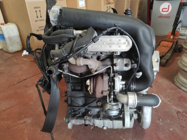 Motor Audi A3 (8P) 2.0 TDI (140 cv) - Imagen 2