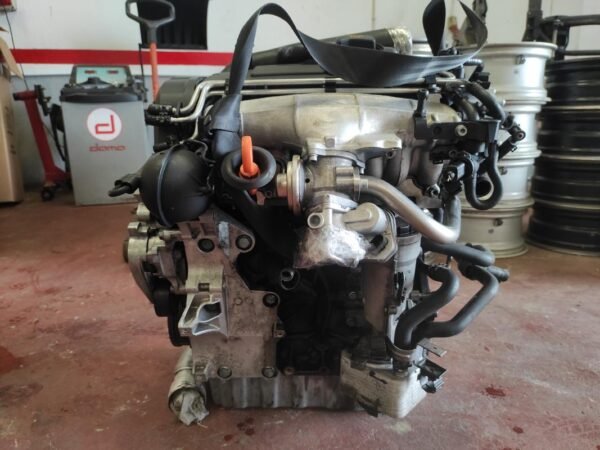 Motor Audi A3 (8P) 2.0 TDI (140 cv) - Imagen 3