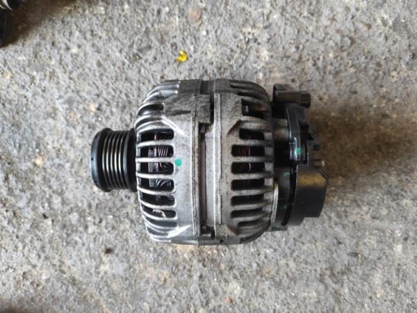 Alternador Volkswagen Jetta V 2.0 TDI PDE (140 cv)