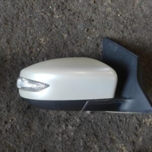 Retrovisor derecho Nissan Pulsar (C13) 1.5 dCi (110 cv)