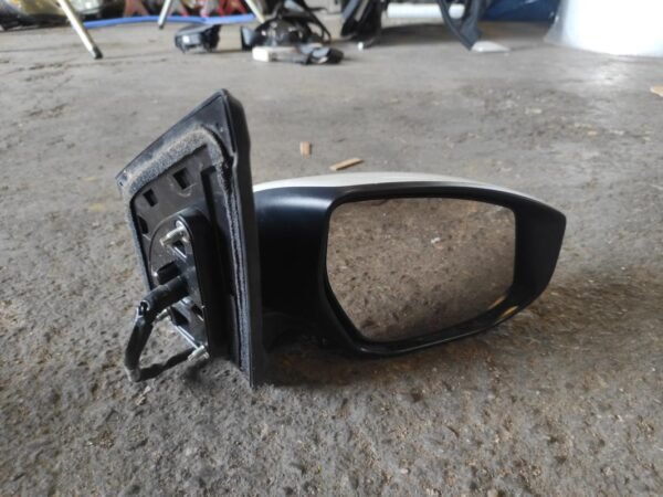 Retrovisor derecho Nissan Pulsar (C13) 1.5 dCi (110 cv) - Imagen 3