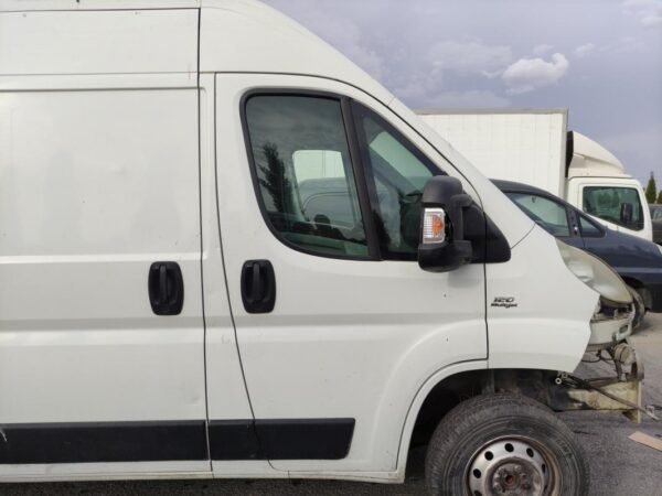 Puerta delantera derecha Fiat Ducato Furgón (250_, 290_) 120 Multijet 2.3 D (120 cv)