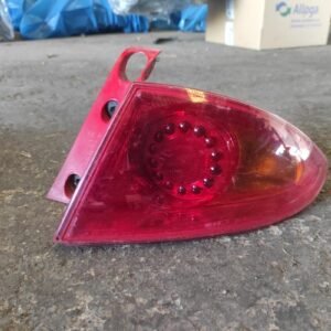 Piloto trasero derecho Seat Leon II (1P) 1.9 TDI (105 cv)
