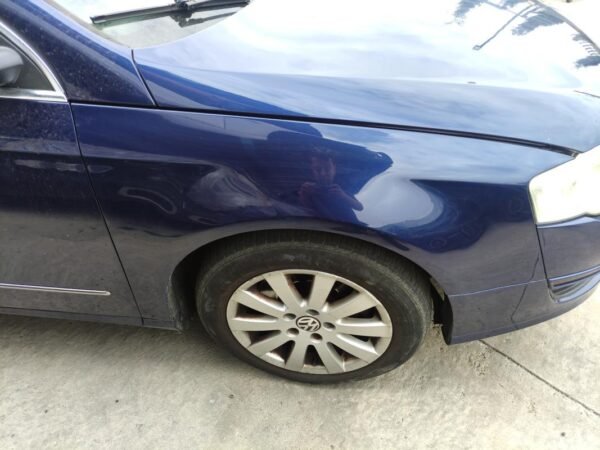 Aleta delantera derecha Volkswagen Passat (B6) 2.0 TDI (140 cv)