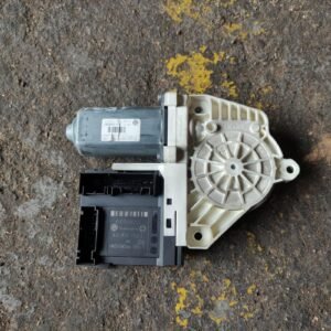 Motor elevalunas delantero izquierdo Volkswagen Passat (B6) 2.0 TDI (140 cv)