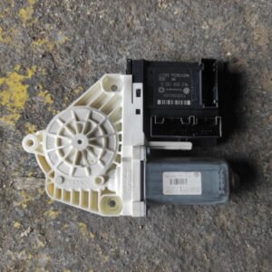 Motor elevalunas delantero derecho Volkswagen Passat (B6) 2.0 TDI (140 cv)