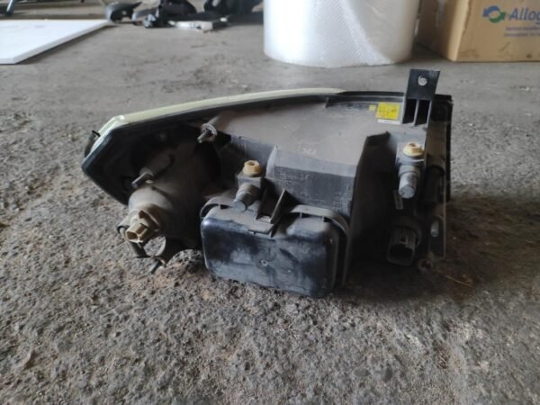 Faro izquierdo Ford Transit Caja/Chasis (FM_ _, FN_ _) 2.4 DI (F_A_,F_B_,F_C_,F_D) (120 cv) - Imagen 2