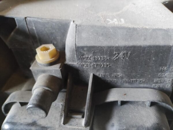 Faro izquierdo Ford Transit Caja/Chasis (FM_ _, FN_ _) 2.4 DI (F_A_,F_B_,F_C_,F_D) (120 cv) - Imagen 3