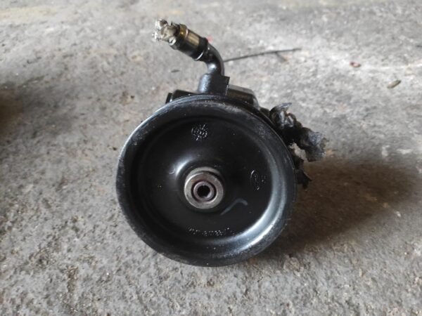 Bomba dirección Ford Transit Caja/Chasis (FM_ _, FN_ _) 2.4 DI (F_A_,F_B_,F_C_,F_D) (120 cv) - Imagen 2