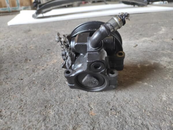 Bomba dirección Ford Transit Caja/Chasis (FM_ _, FN_ _) 2.4 DI (F_A_,F_B_,F_C_,F_D) (120 cv) - Imagen 3