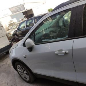 Puerta delantera izquierda Opel Mokka X 1.4 ecoFLEX LPG (140 cv)