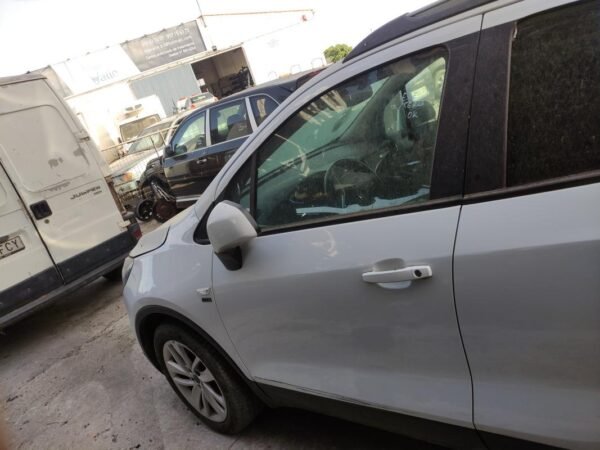 Puerta delantera izquierda Opel Mokka X 1.4 ecoFLEX LPG (140 cv)