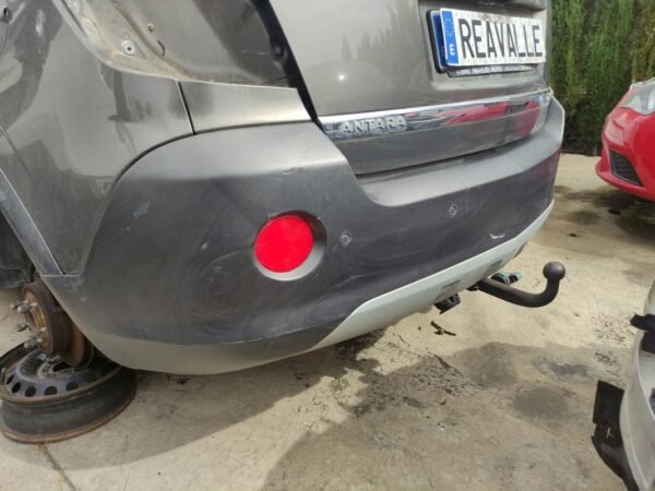 Paragolpe trasero Opel Antara 2.0 CDTi (150cv) - Imagen 2