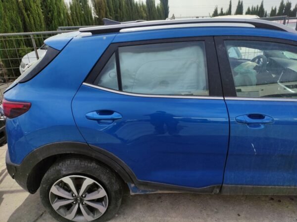 Puerta trasera derecha Kia Stonic 1.0 T-GDi (101cv)