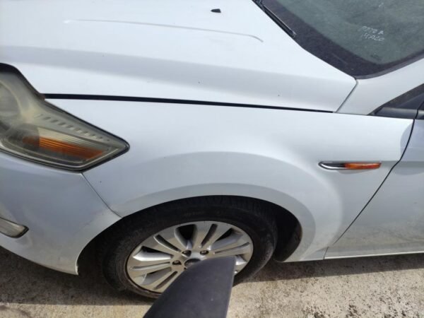 Aleta Delantera Izquierda Ford Mondeo III Wagon 2.0 TDCi (140 cv)
