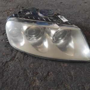 Faro derecho Volkswagen Touareg I (7L) 5.0 V10 TDI (313 cv)
