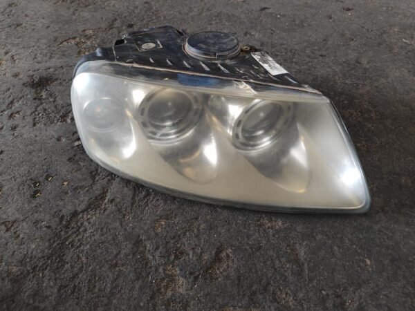 Faro derecho Volkswagen Touareg I (7L) 5.0 V10 TDI (313 cv)
