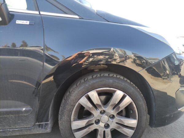 Aleta delantera derecha Peugeot 5008 I (Fase II, 2013) 1.2 PureTech (130 cv)