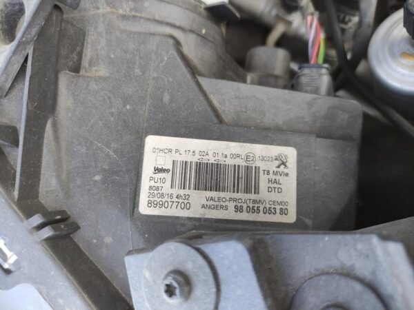 Faro derecho Peugeot 5008 I (Fase II, 2013) 1.2 PureTech (130 cv) - Imagen 2